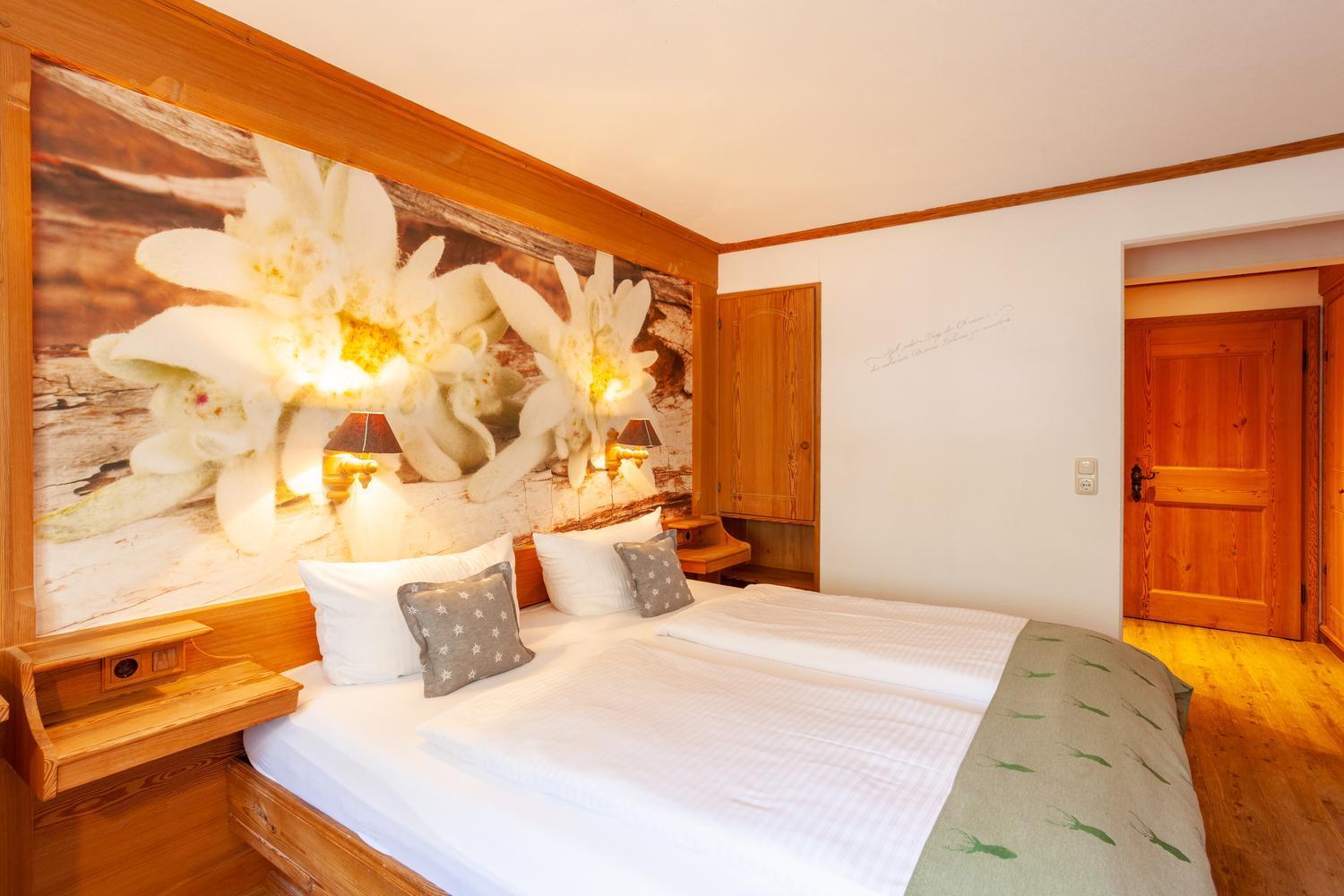 Hotel Lustiger Hirsch Akams Zewnętrze zdjęcie