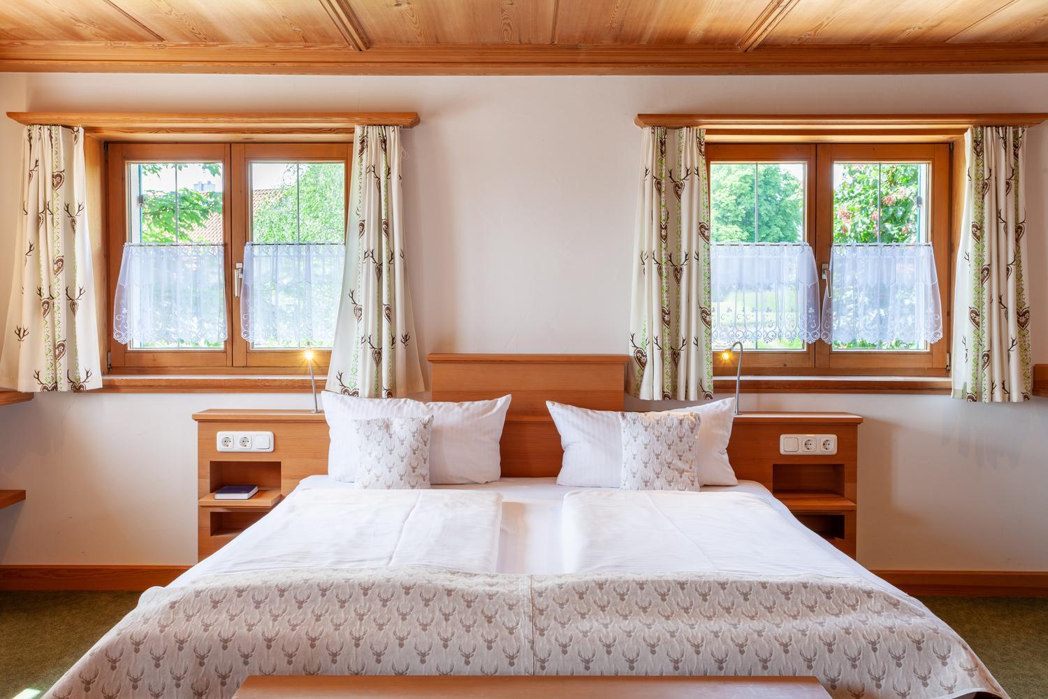 Hotel Lustiger Hirsch Akams Zewnętrze zdjęcie