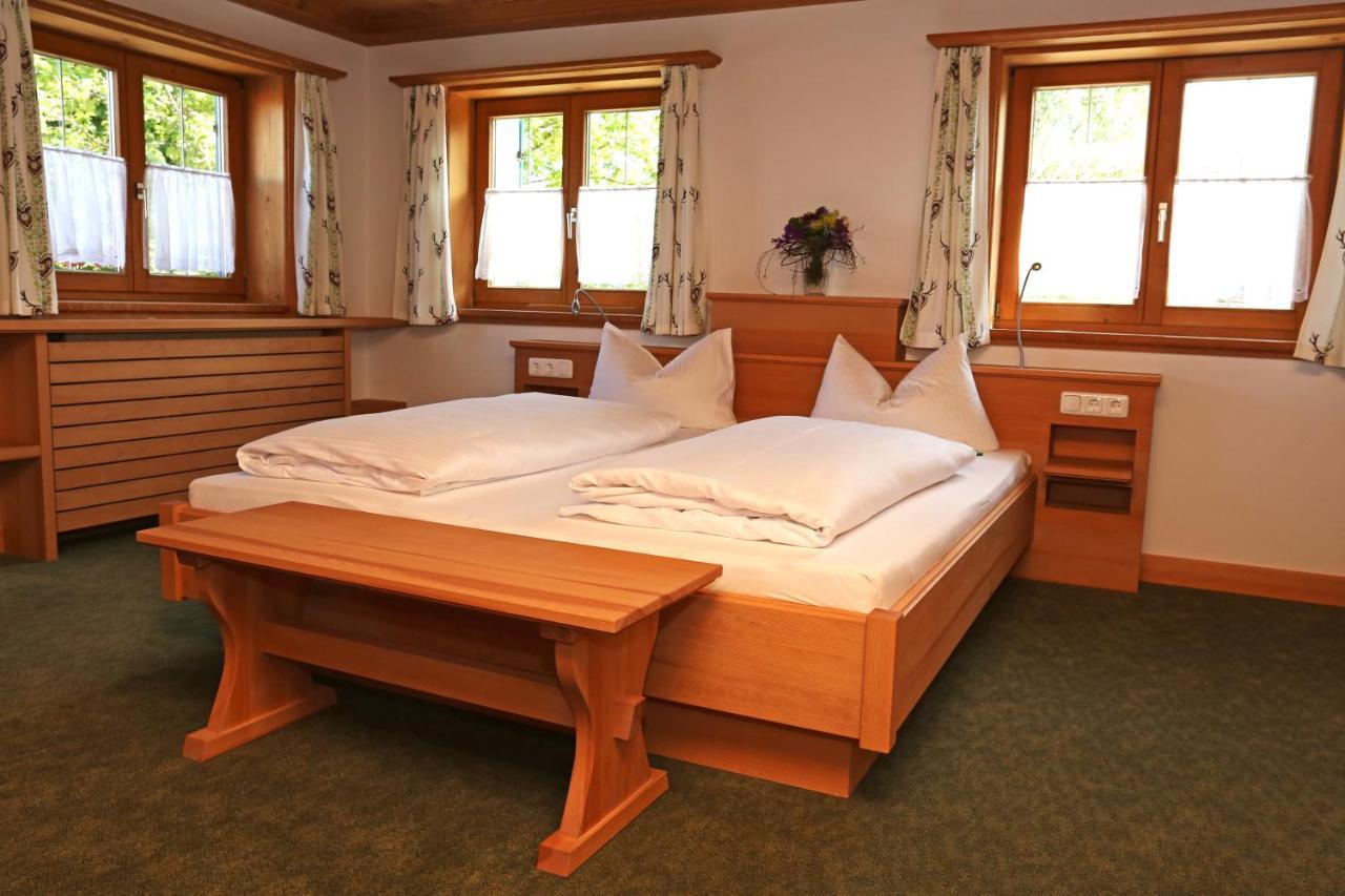 Hotel Lustiger Hirsch Akams Zewnętrze zdjęcie