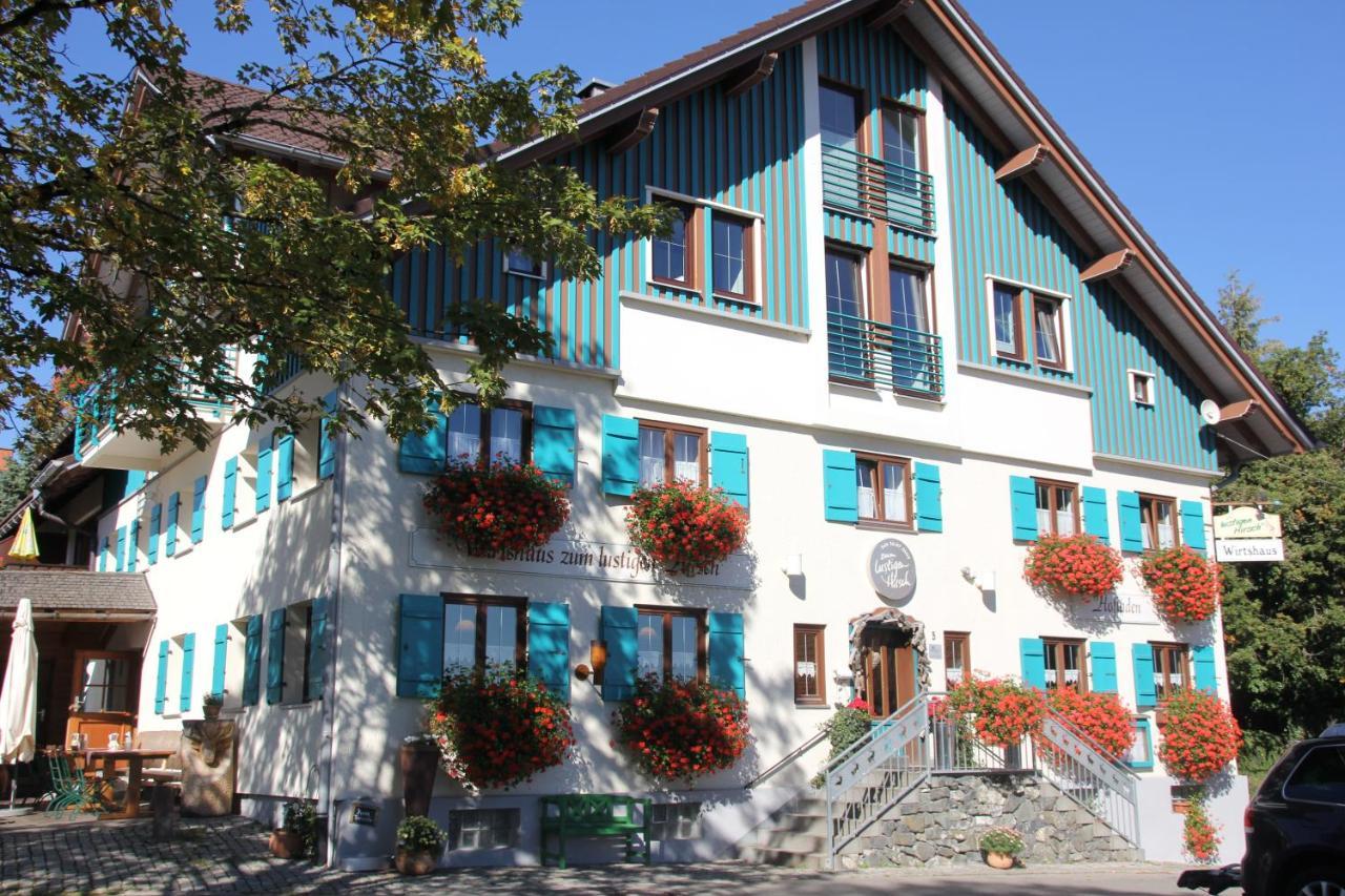 Hotel Lustiger Hirsch Akams Zewnętrze zdjęcie